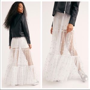 FREE PEOPLE A NEW WAY TO SHINE SKIRT WHITE MEDIUM BRAND NEW WITH TAGS!